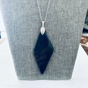 Onyx Geometric Anxiety Groove Pendant Necklace, Pre Owned, Sensory Pendant